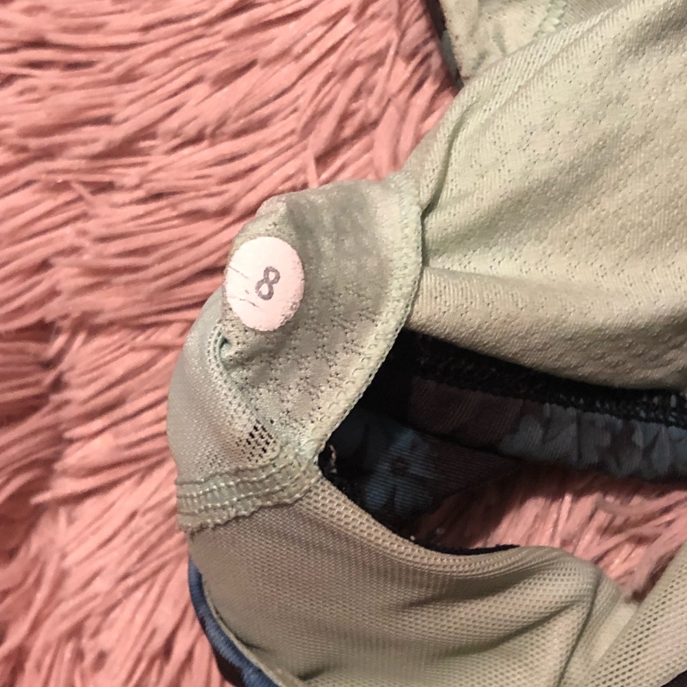Lululemon sports bra - Picture 5 of 5